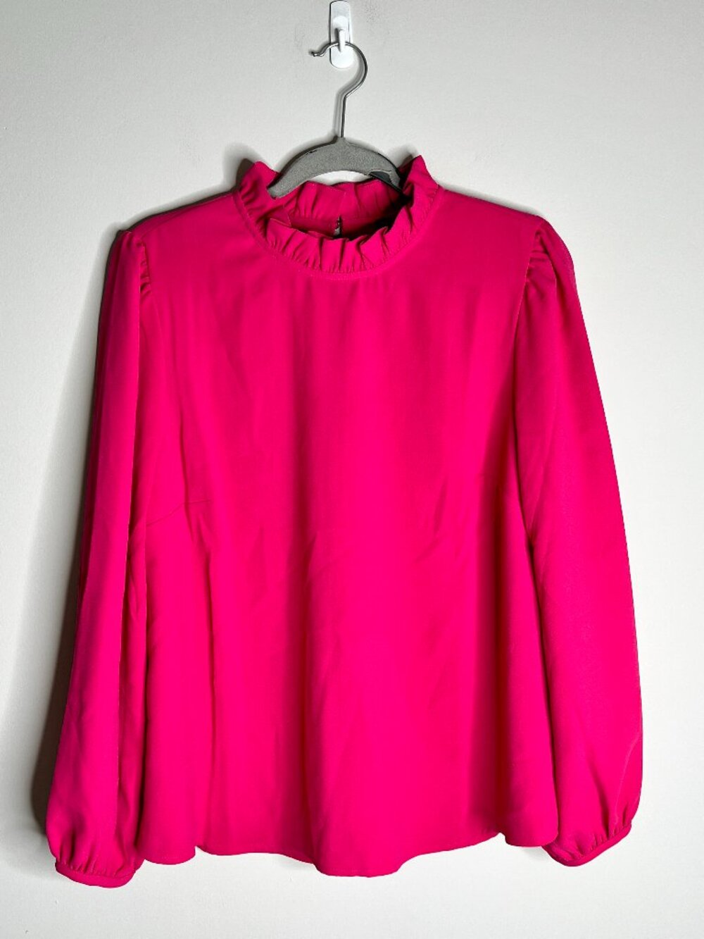 J. Crew Hot Pink Long-Sleeve Ruffleneck Top in 365 Crepe Career Preppy Sz L NWT